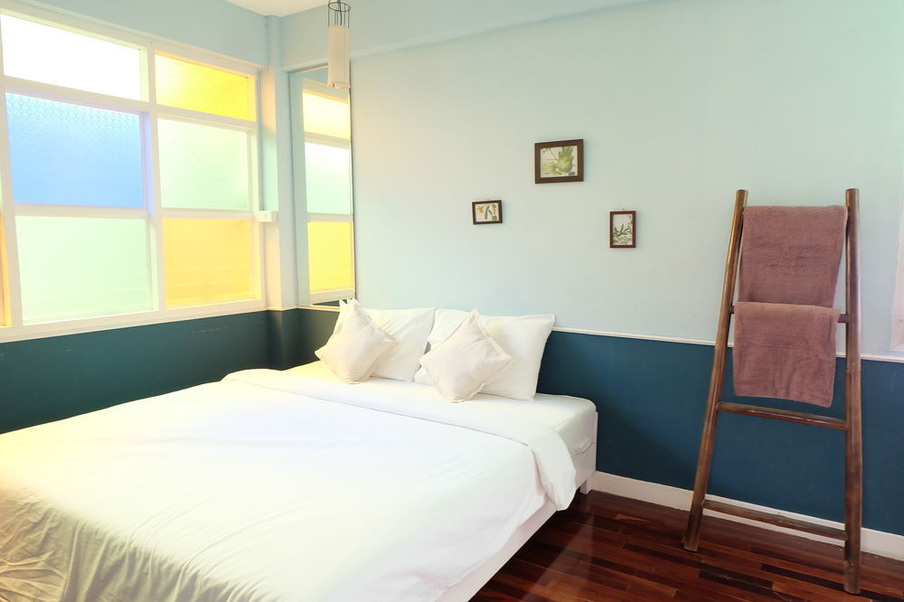 Udee Cozy Bed & Breakfast Chiang Mai Extérieur photo
